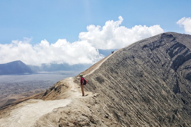 1 Day - Bromo Morning Tour start MALANG or SURABAYA // 7.30-16:00 - Widodaren (Dinosaur Valley) to the crater: walking meets big views
