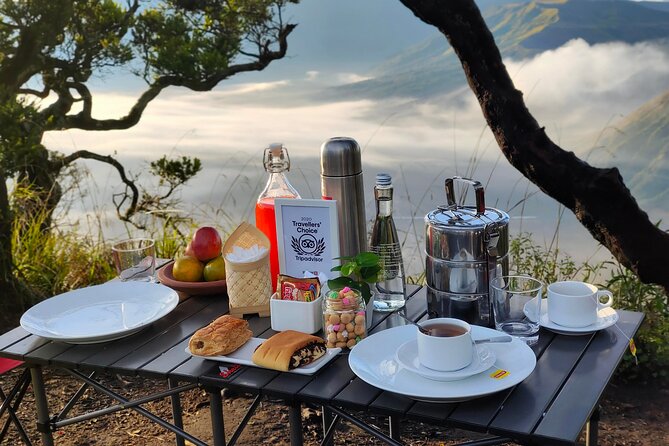 1 Day - Bromo Sunrise Romantic Breakfast // 00.30 - 13.00 - Pickup, night drive, and the 4WD jeep hardtop reality