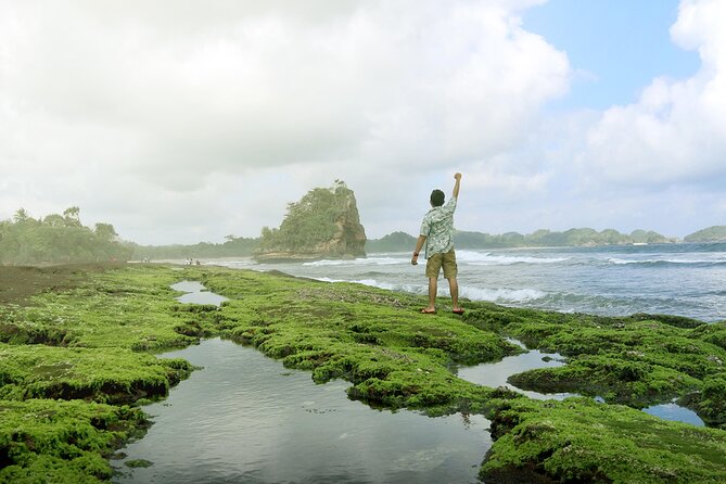 1 Day - Malang Beaches and Island Hopping // 06:30 - 17:30 - Quick hits you will feel on this beach-hopping day