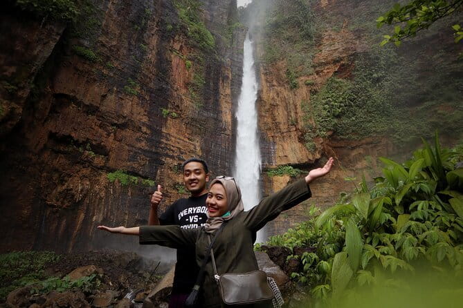 1 Day Mount Bromo Sharing Tour Package from Malang - Climbing 248 stairs to the crater edge: the moment you came for