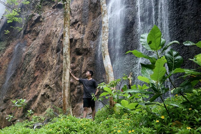 1 Day - ULTIMATE TOUR Tumpak Sewu Waterfall and Goa Tetes cave // 07:30 - 17:30 - Semeru Photo Stops and Roadside Extras That Make It Feel Like More Than Transport