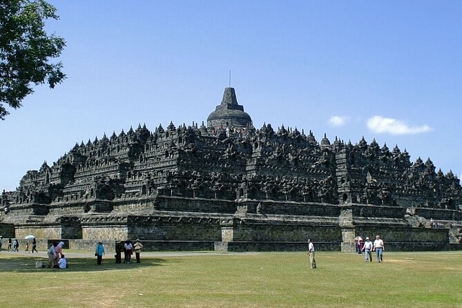 1 Day Yogyakarta tour ( Borobudur temple, Merapi Lava Tour, Prambanan Temple) - Best for you if…