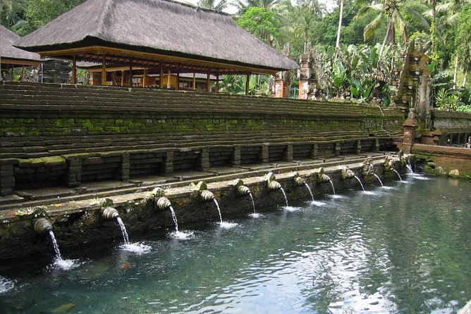 2-Day Private Sightseeing Tour of Bali with Hotel Pickup - Tanah Lot and Uluwatu plus Nusa Dua and the kecak dance: the south-coast finale
