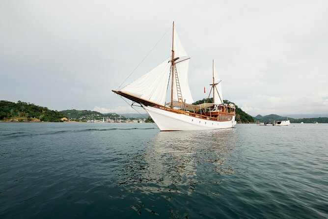 3 Days Deluxe Boat Private Cabin Sailing Trip in Komodo Island - Key things to know before you sail Komodo with a private cabin