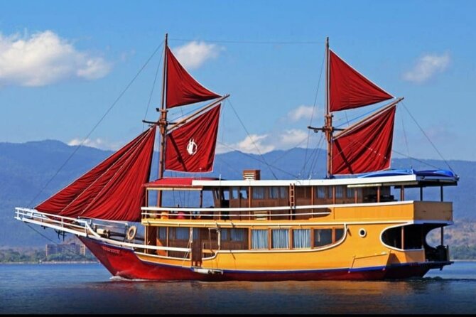 3 Days in Labuan Bajo with accommodation - Getting to Labuan Bajo and your first night at Fantasticroom.id