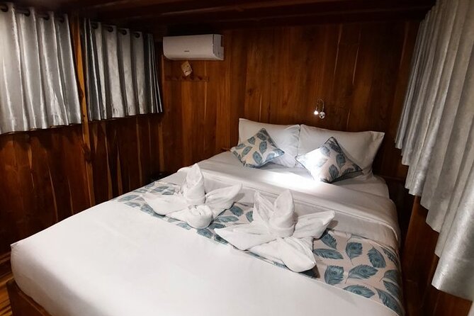 3 Days in Labuan Bajo with accommodation - Meals onboard, gear, and day-to-day comfort