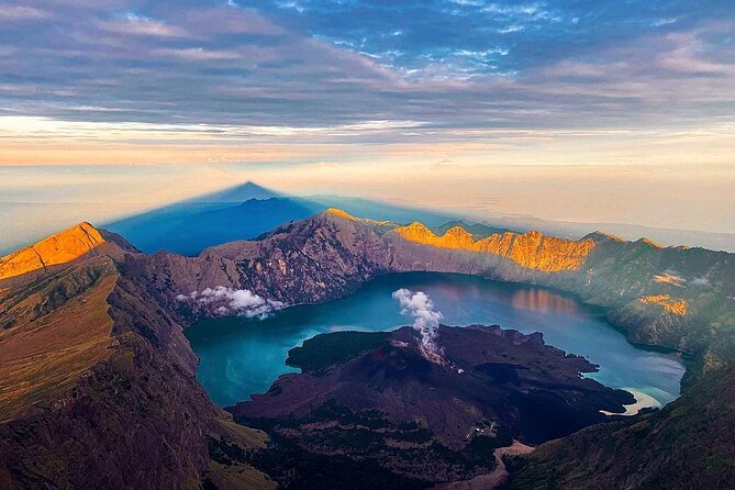 3D/2N Rinjani trekking summit,lake and hot springs. - Key highlights you’ll feel on this Rinjani trek