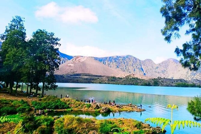 3D/2N Rinjani trekking summit,lake and hot springs. - Day 2 at 3 AM, summit push to sunrise, then down to Segara Anak and hot springs
