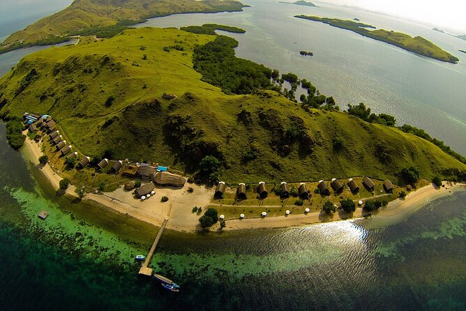 3D2N Sailing Komodo Living on Board Fiday to Sunday (Labuan Bajo) - Crew and Guide Energy: Nana Apri, Jun, and Ronal