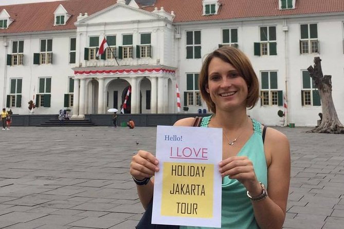 4 Hours Jakarta Private City Tour - (Most Tourist Attractions) - Monas: The Golden Flame Moment Without the Long Wait