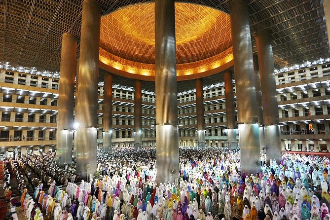 8 Hours Jakarta Private City Tour - (All Tourist Attractions) - Jakarta Old Town: Colonial Atmosphere Without the Endless Wandering