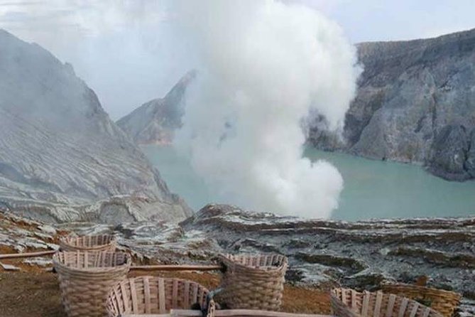 Active Volcanoes Bromo and Ijen - Start Surabaya 3 Days and 2 Nights - Day 2: 3:30 am King Kong Hill, Bromo Sunrise, and the Sand Sea