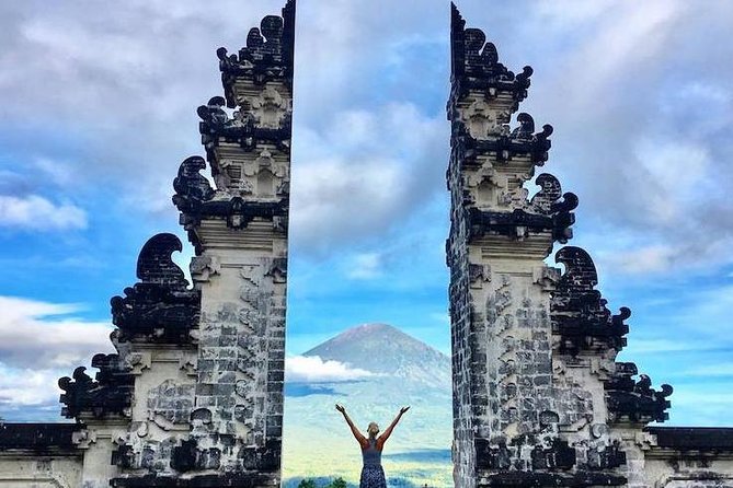 All-Inclusive Lempuyang Temple Gate Of Heaven Tour - Entering Lempuyang Temple, where Mount Agung sits between the gates