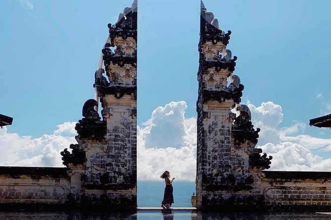 All-Inclusive Lempuyang Temple Gate Of Heaven Tour - Dress code, sarongs, and how to avoid the last-minute scramble