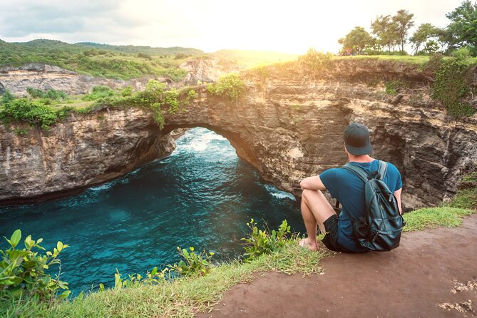 All Inclusive Nusa Penida Private Tour - Crystal Bay: white sand time before heading back