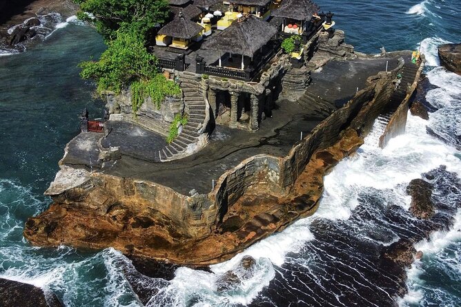 All inclusive Tanah lot & North Bali Tour: Jatiluwih, Ulun Danu - Banyumala Twin Waterfalls: The Fun Water Stop, Plus the Hike Reality