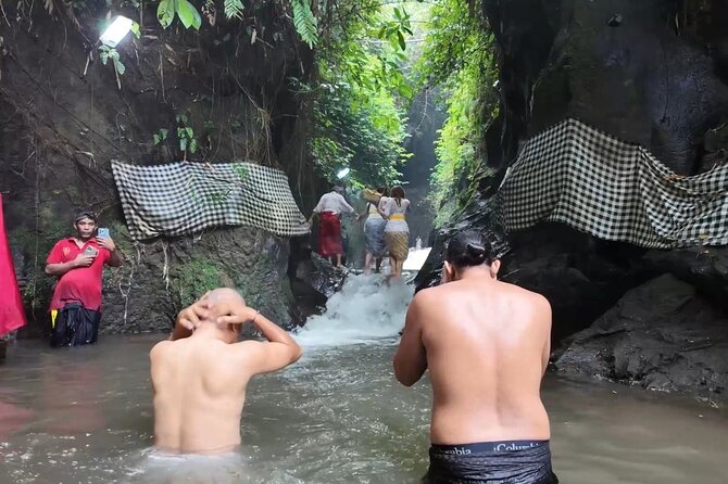 Atman Bali Journey water blessing - Adding calm with 9 direction meditation for inner peace