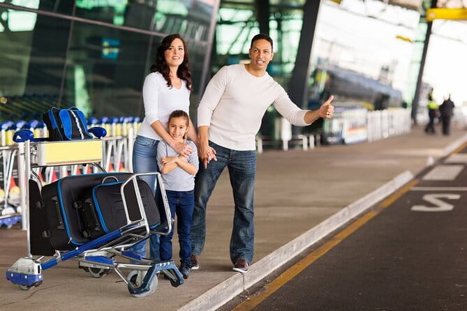 Bali Airport: One-Way Private Transfer To/From Hotel - Choosing the right vehicle size for your group and bags