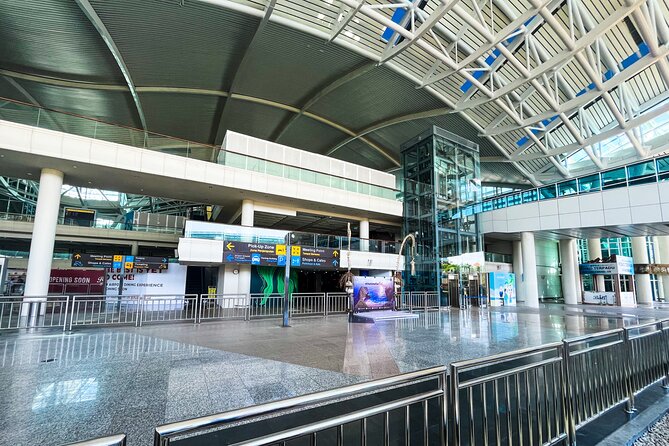 Bali Airport Transfer Service - What the ride setup looks like, one car, no drop-off circuit