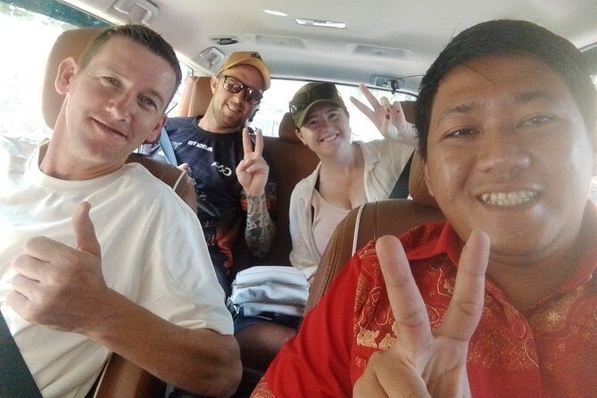 Bali Arrival Shuttle Airport Transfer - Meet and Greet at Ngurah Rai, The Sign You Want to Find Fast