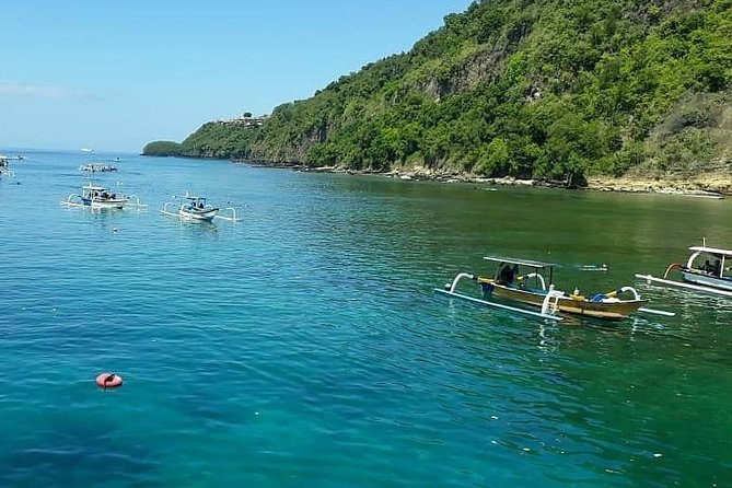 Bali ATV Quad Bike and Snorkeling at Blue Lagoon Tanjung Jepun Combination Tour - After the dirt: showers, lockers, and lunch by the pool