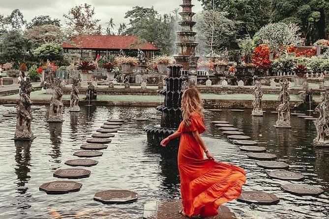 Bali best instagrammable sport tour - Stop 2: Tirta Gangga Royal Water Palace for Koi, Statues, and Selfies