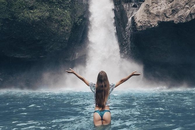 Bali Breathtaking Waterfall Tour (Private & All-Inclusive) - Tegenungan Waterfall: where your camera roll starts getting real