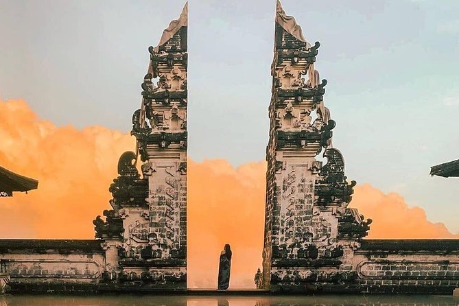 Bali Culture and Choose Your Bali Tour Route in Bali with Bali driver-Free WIFI - Iconic Handara Gate, Twin Lakes, and Wanagiri Viewpoints (Stops 19, 20, 21)