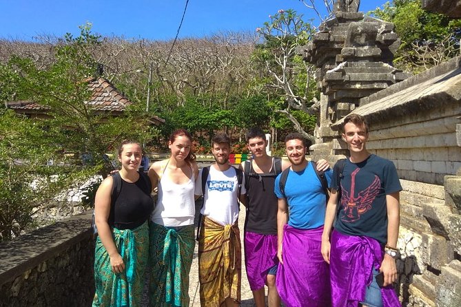 Bali (DPS) Airport arrival to Your Ubud accommodation - Minivan Comfort Details, Seats, and Luggage Limits