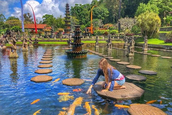 Bali Full Day Tour | Individual Route in Bali | Bali Guide | Free Wi-Fi - Nusa Dua and cultural spectacle: Water Blow and GWK