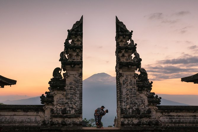 Bali Instagram: Gate of Heaven Temple Tour - Mahagiri Panoramic Resort Lunch: Rice Views and a Much-Needed Break