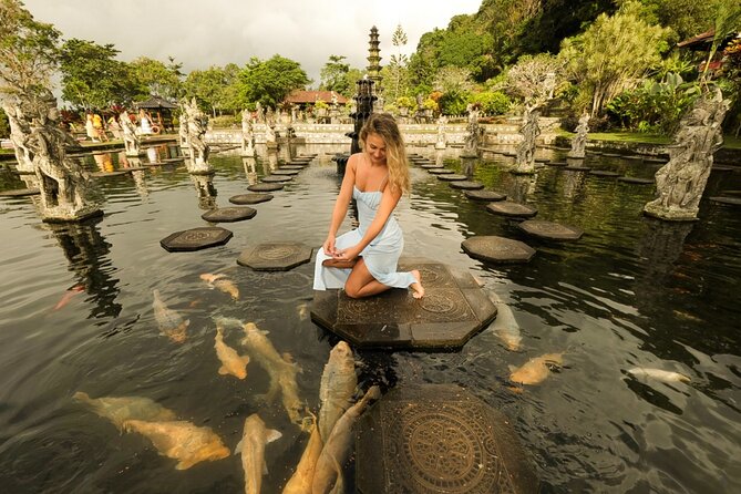 Bali Instagram Tour: Gate of Heaven, Swing and Waterfall Day Tour - Tegalalang rice terrace: Subak irrigation views without the overstay