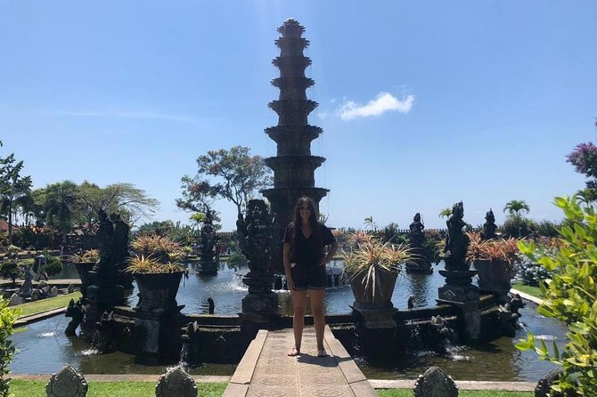 Bali : Instagrams Tour Lempuyang Temple, Tirta Gangga- Tukad Cepung , Tibumana Waterfall - Why this early-morning Bali photo route actually works