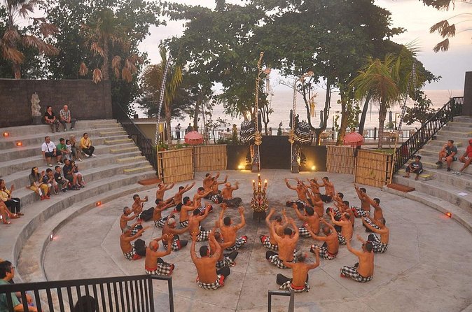 Bali Kecak Fire Dance Show at Tanah Lot, Tabanan with Transport - Practical tips for seats, photos, and comfort