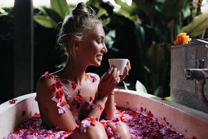Bali Kuta Luxury Spa Massage Scrub Flowerbath 2 Hour treatment - What makes this treatment feel worth it