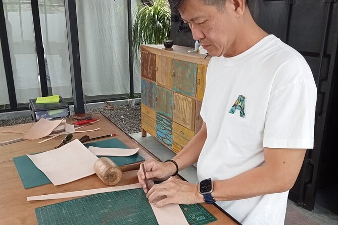 Bali Leather Craft Workshop - 6 hours ( canggu / seminyak) - Practical Tips So Your Day Goes Smoothly