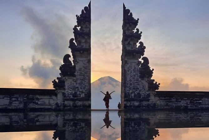 Bali: Lempuyang Temple, Waterfall & Rice Terrace Private Tour - Key Highlights That Make This Tour Worth Your Time