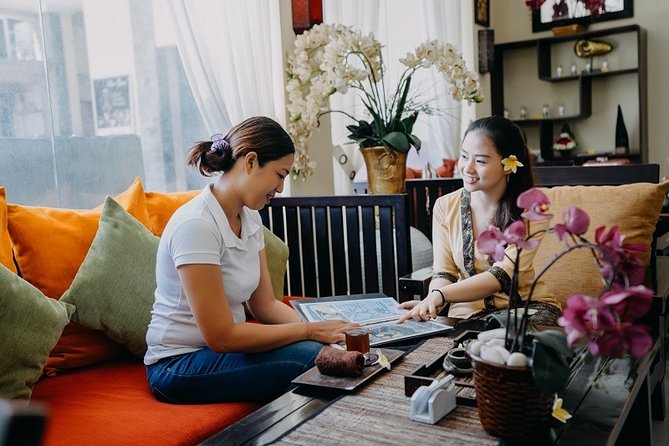 Bali Luxury Spa 2 Hour massage & Flower bath - The couple-friendly flow, and how the flower bath changes the mood
