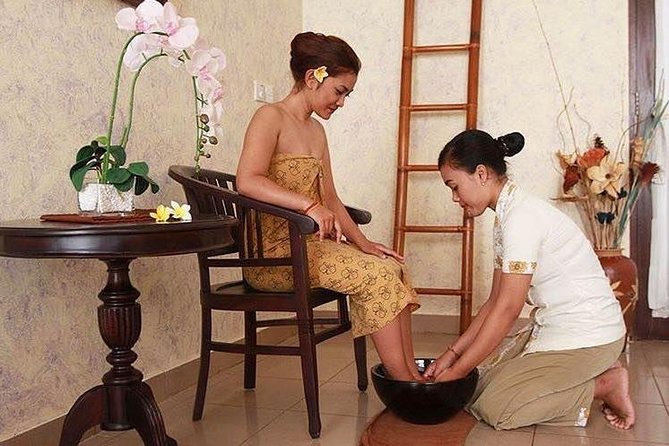 Bali Luxury Spa Massage and flower Bath 2 hour Treatmen - Balinese Massage for Tight Spots and Travel Knots
