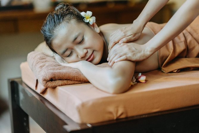Bali Luxury Spa Massage and flower Bath 2 hour Treatmen - Hotel Pickup in Seminyak, Plus a Small Warning