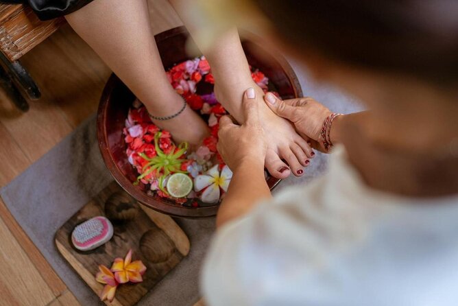 Bali Luxury Spa package Massage, Flower bath 2hour - Kuta’s 2-hour spa ritual, designed for a real breather