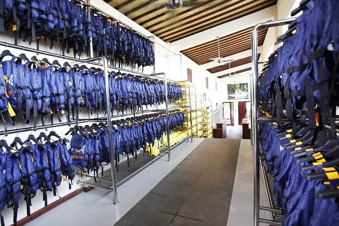 Bali Mason Adventure White Water Rafting - Stop 2: Mason Adventure base, lunch buffet, and getting clean