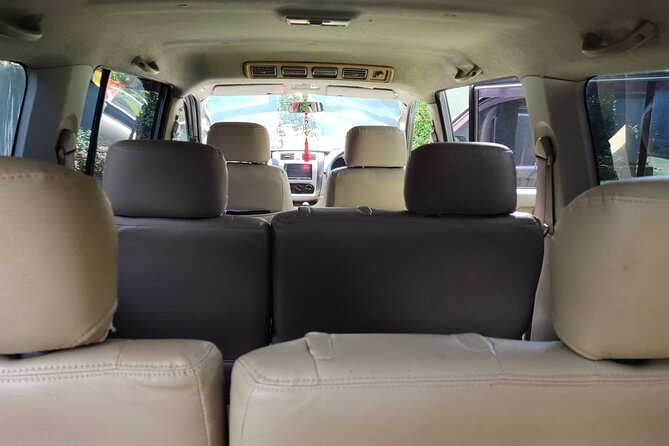 Bali Private Car Charter & Customize Tour With Driver English Speaking-Free WiFi - Stop 8 to 10: Uluwatu cliff temple, Kecak fire dance chance, and Jimbaran seafood