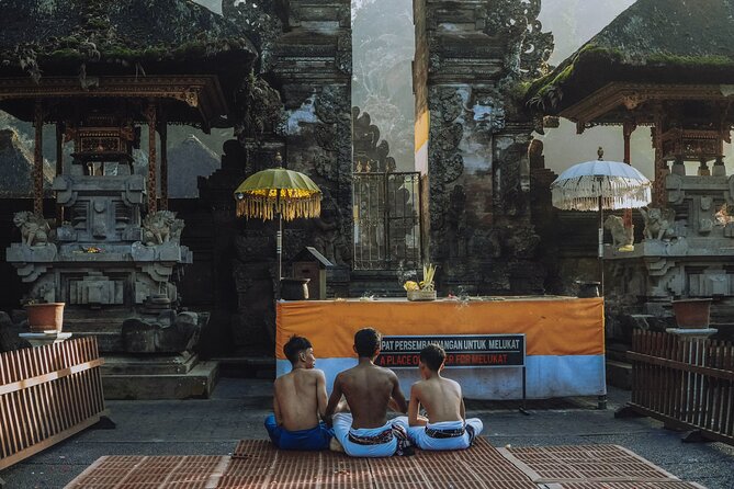 Bali Private Car Full Day Customized Tour With Drone Service - Waterfalls and Cliff Temples: Tegenungan and Uluwatu