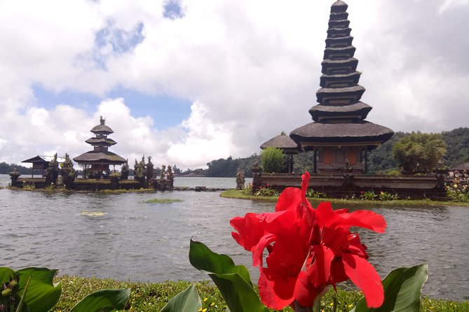 Bali Private Tour: Ulun danu Temple, Iconic Handara Gate & Tanah lot sunset. - Taman Ayun Temple gardens and the pool-side calm