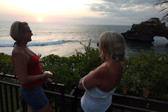 Bali Private Tour: Waterfall, Monkey forest and Tanah lot sunset - Tanah Lot at Sunset: Sea-Temple Views That Anchor the Day