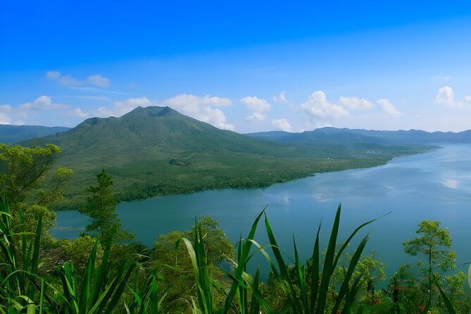 Bali Sekumpul with Fiji Waterfall & Bedugul Temple (Private Tour) - What to pack so the day stays fun