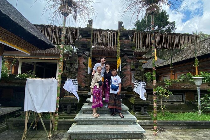 Bali Swing Hot Spring And Waterfall Private Guided Tour - Ubud Monkey Forest: a classic stop with real timing value