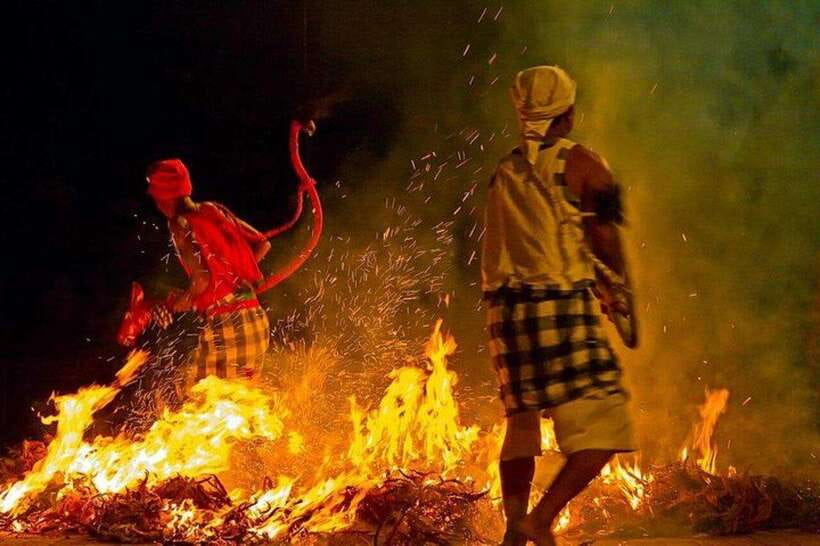 Bali: Tanah Lot Temple Sunset Kecak & Fire Dance Show Ticket - The Kecak Circle and Ramayana Scenes You’ll Remember