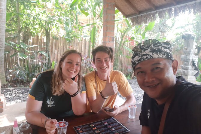 Bali Tour Guide And Driver - Coffee plantation, then snacks you control